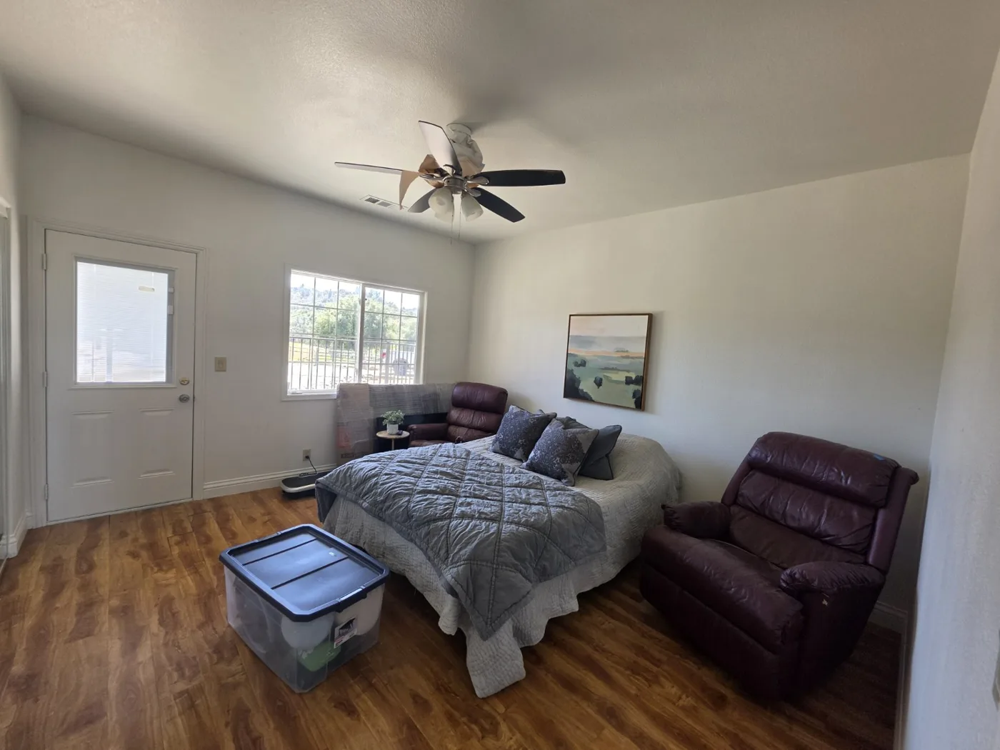 Bedroom color & finish — Cityscape Painting project collection